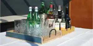 Getränkeauswahl auf einem Boot in Volendam