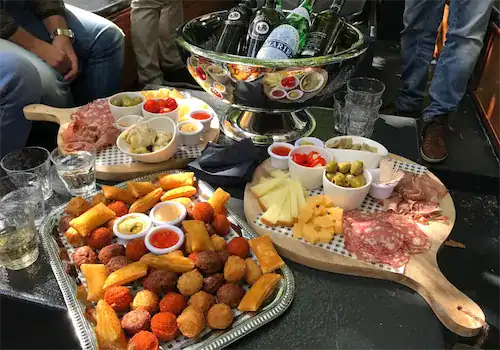 Eet mogelijkheden boot huren