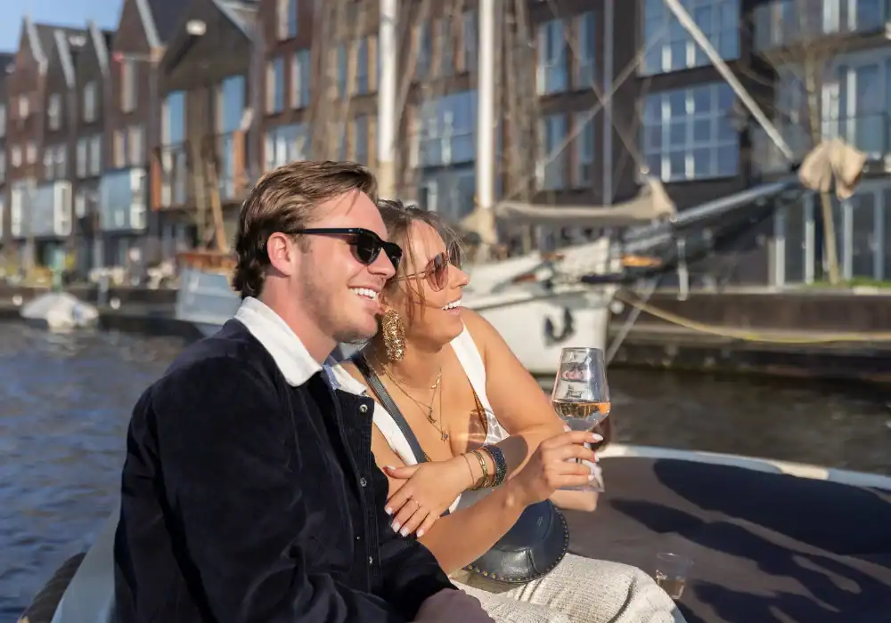 Sloep Bellissimo voor bedrijf of teamuitje