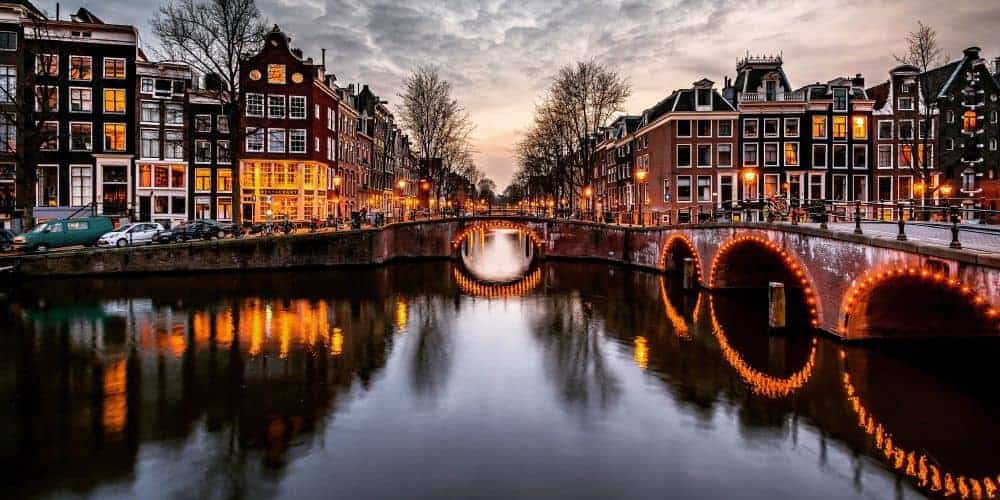 Avond Amsterdamse grachten
