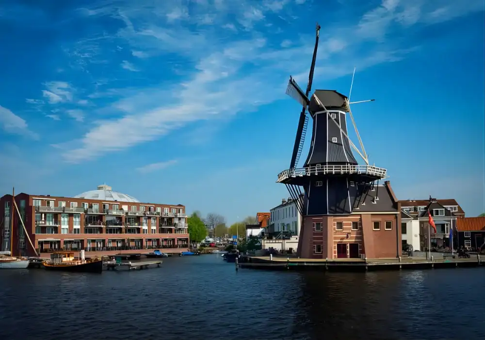 Haarlem Adriaan windmill