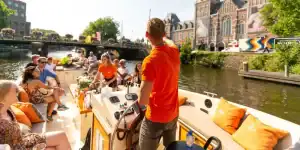 Sailor on a sloop in Amsterdam