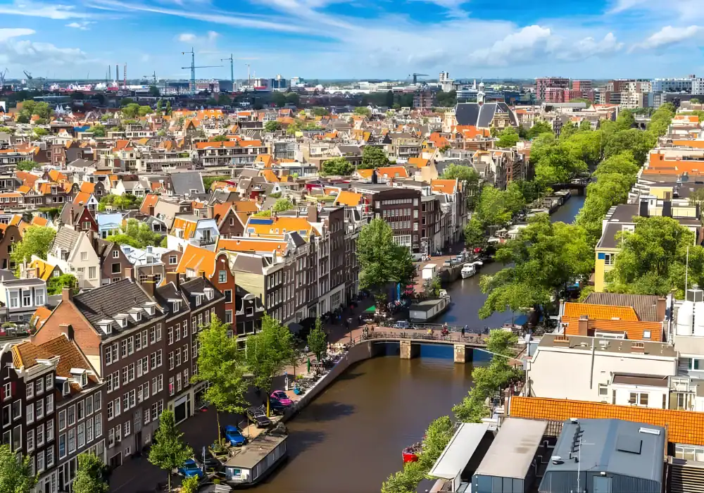 Amsterdamse grachten bovenaf